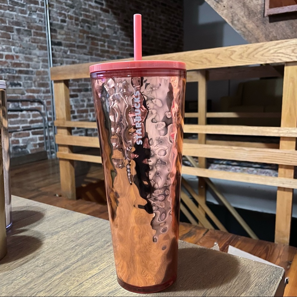 NWT Starbucks Limited Edition Holiday Rose Gold Hammered Cold Cup 24oz Tumbler